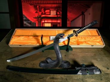 Black Mamba Katana mit 12 -mal gefaltete differenziert gehärteter Klinge  Handgeschmiedetes Samurai Schwert von Feng Lin