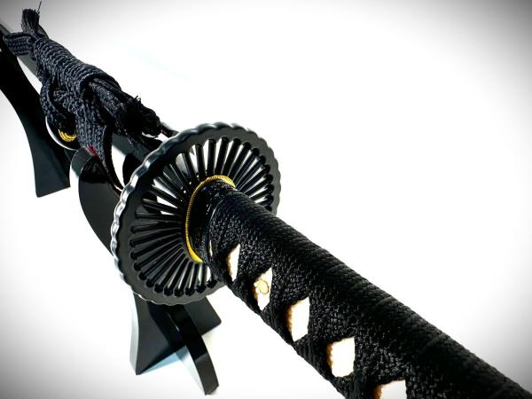 Takakura Katana mit 12-mal gefalteter Damast-Klinge Feng Lin Handgeschmiedetes Samurai Schwert