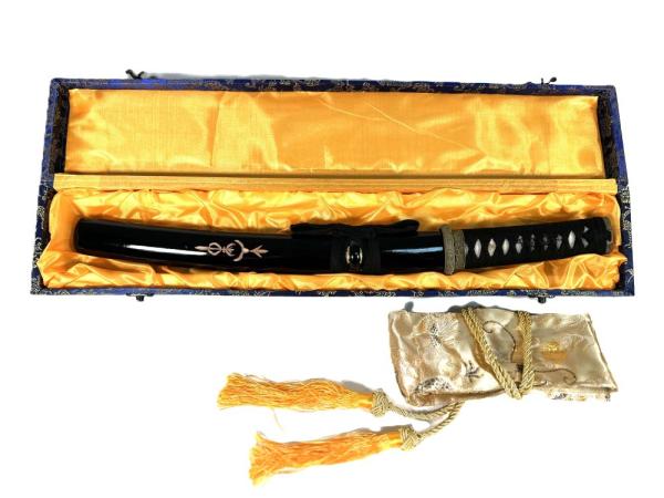 Feng Lin Tanto mit 12-mal gefalteter Damast-Klinge Handgeschmiedetes Samurai Schwert